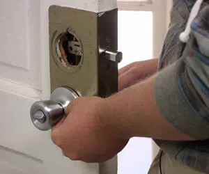 Capitol Locksmith Service South Elgin, IL 847-495-2188 Capitol Locksmith Service South Elgin, IL 847-495-2188 - locksmith-12